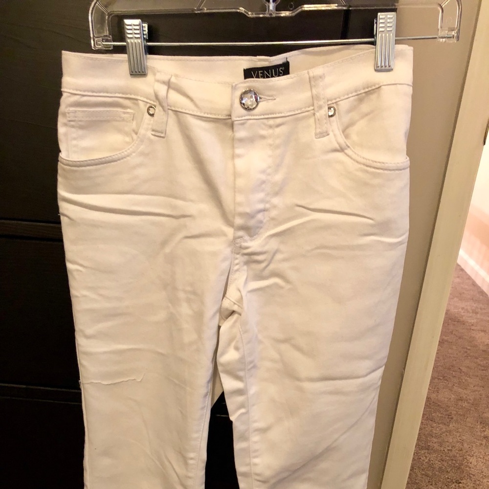Venus white denim capris